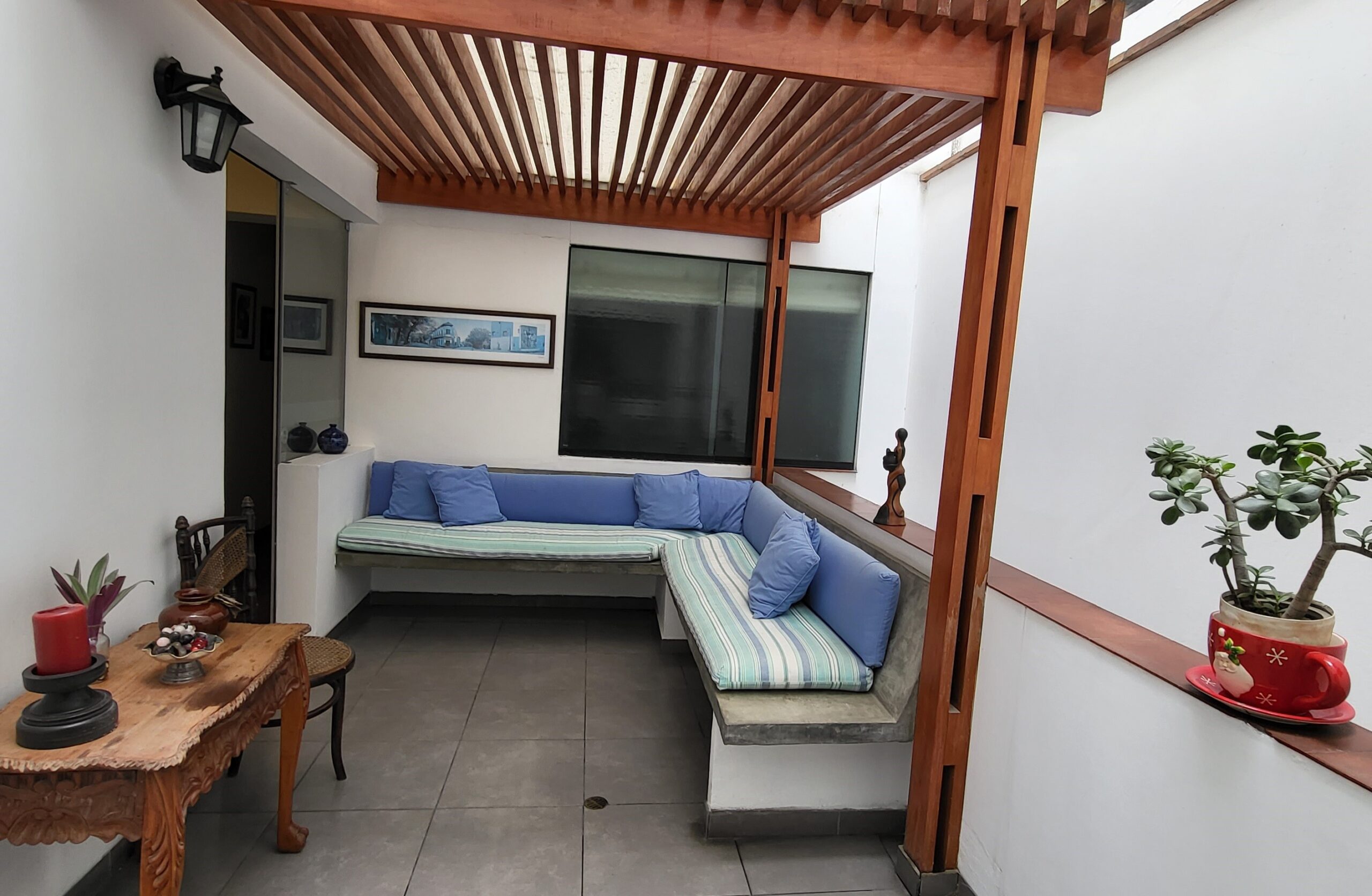 Vivanco Chacarilla Surco