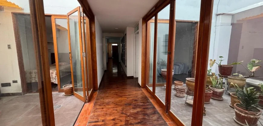 Se Vende Departamento Tipo Casa en 1er Piso – Surco
