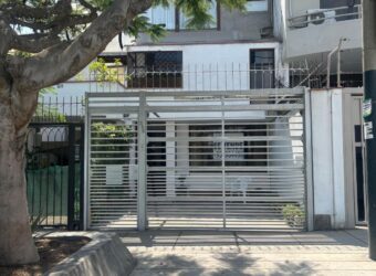 Se Vende Departamento Tipo Casa en 1er Piso – Surco
