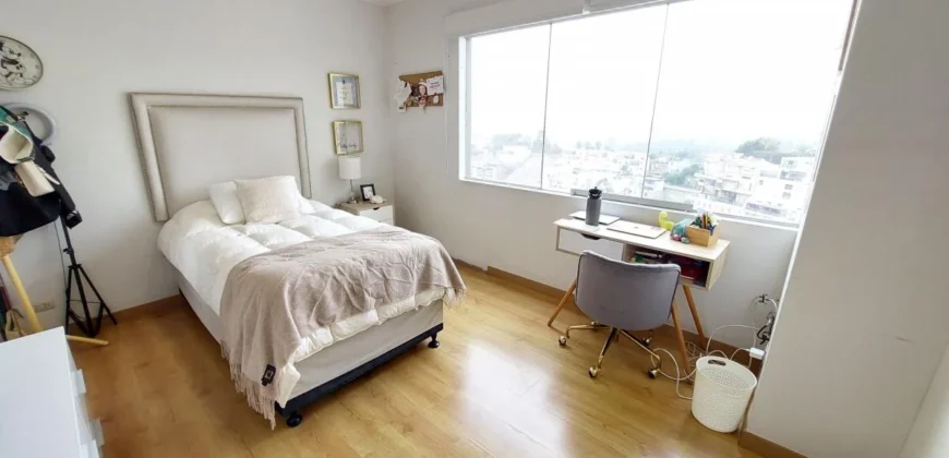 En Alquiler Hermosa y Moderna Casa en Casuarinas Sur