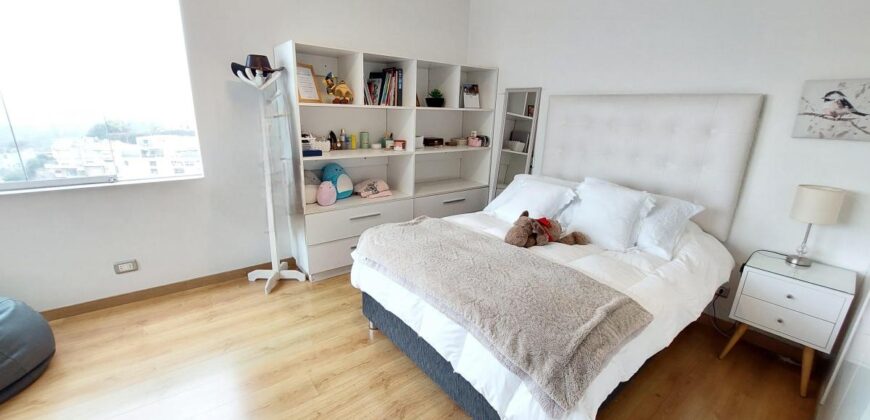 En Alquiler Hermosa y Moderna Casa en Casuarinas Sur