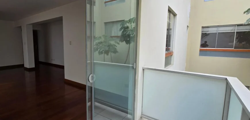 Se Vende Departamento Flat – Lomas de La Molina Vieja