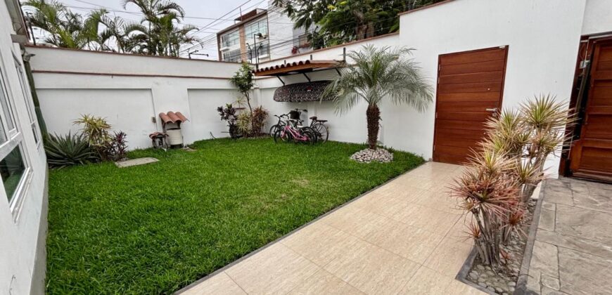 Se Vende Casa Remodelada con Piscina en Surco