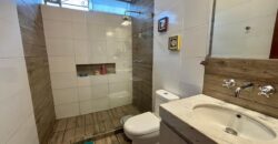 Se Vende Casa Remodelada con Piscina en Santa Teresa