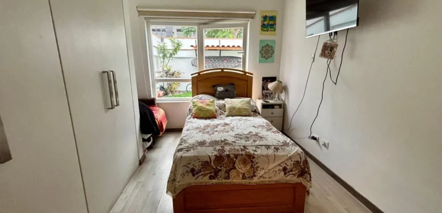 Se Vende Casa Remodelada con Piscina en Santa Teresa
