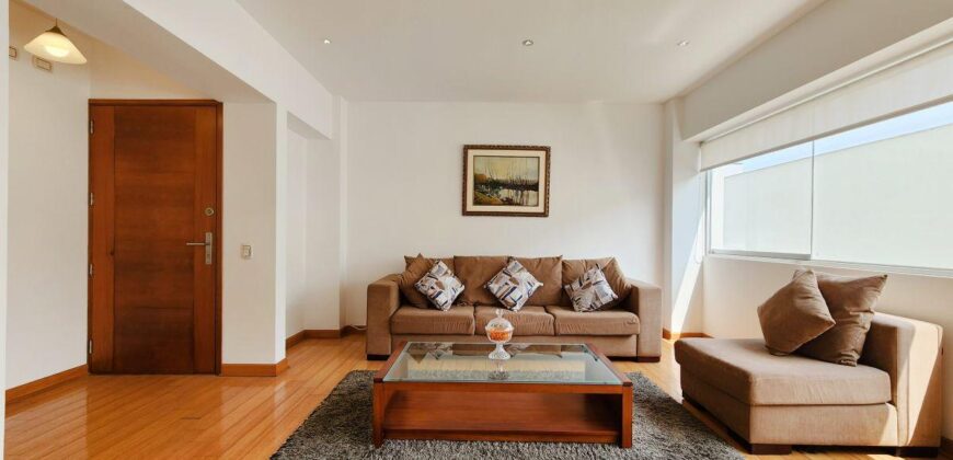 En Venta Dúplex Amoblado en Basadre, San Isidro