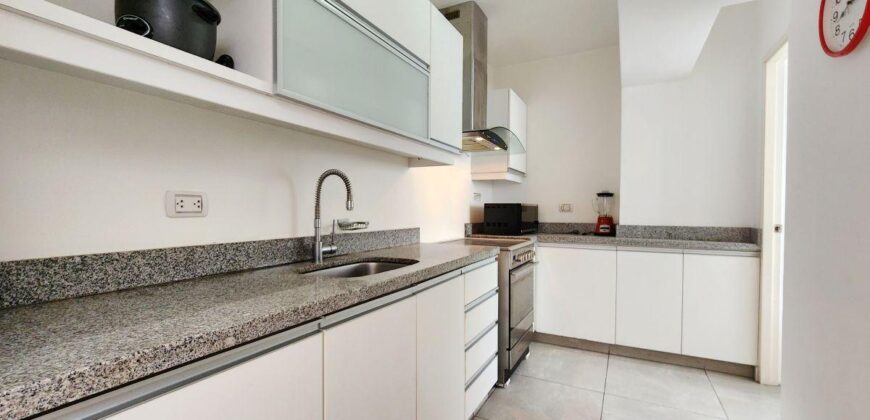 En Venta Dúplex Amoblado en Basadre, San Isidro