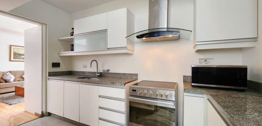 En Venta Dúplex Amoblado en Basadre, San Isidro