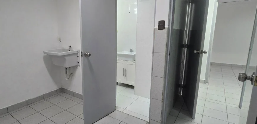 Se Vende Local Comercial – Ideal Para Consultorios U Oficinas