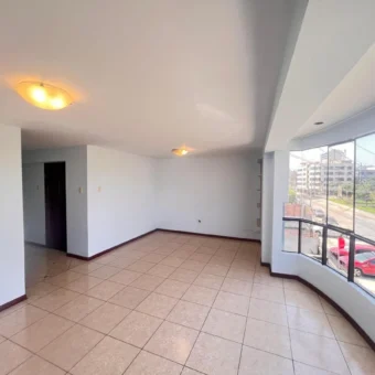 Departamento en Venta con Vista a Parque – Pando, San Miguel